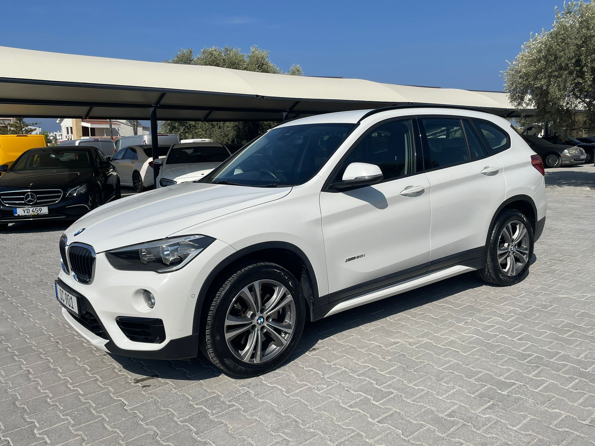 BMW X1