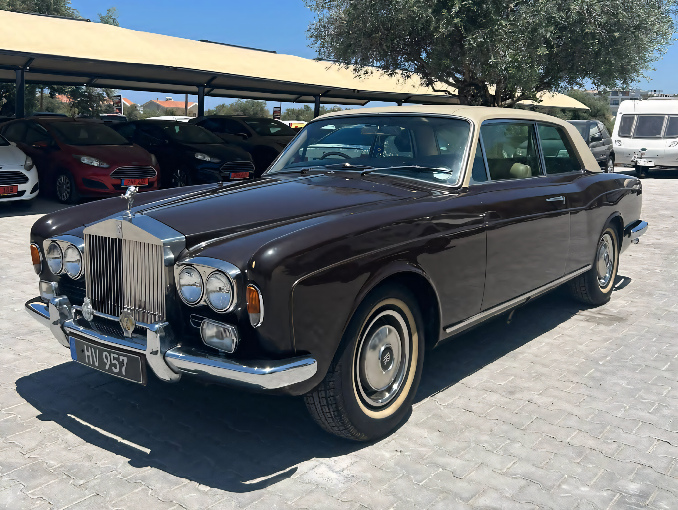 Rolls Royce Corniche Coupe