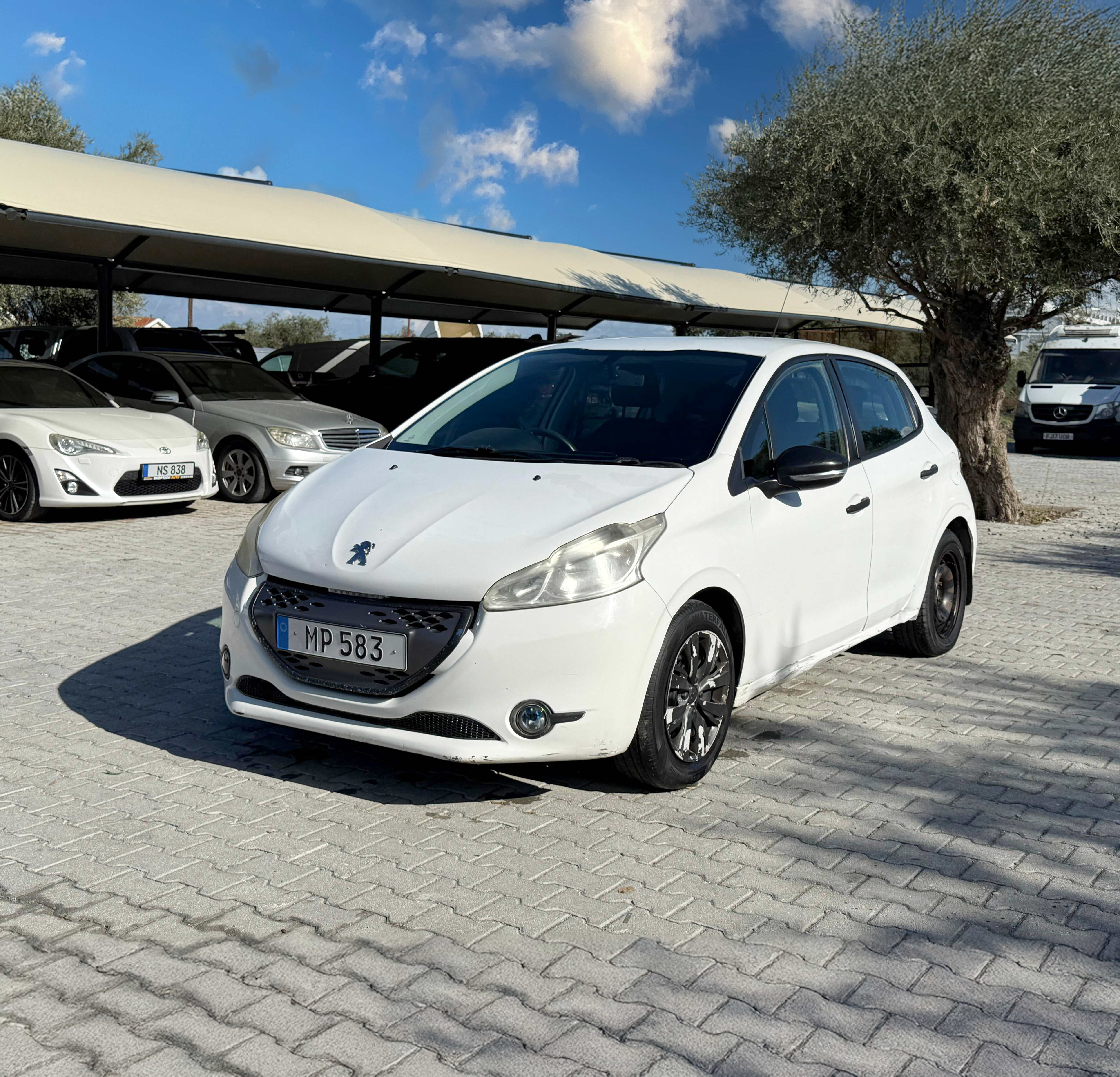 Peugeot 208 HDI