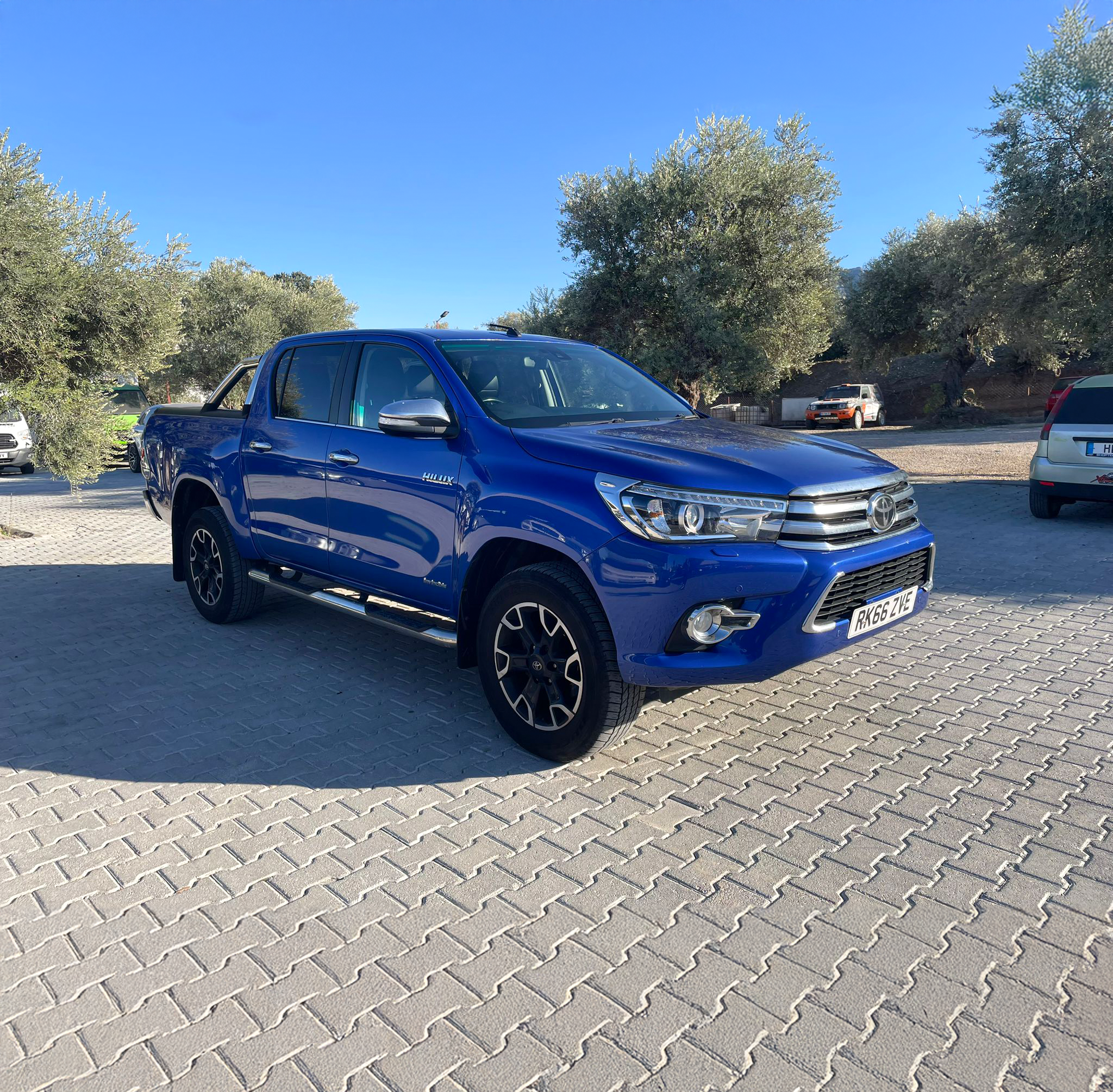 Toyota Hilux